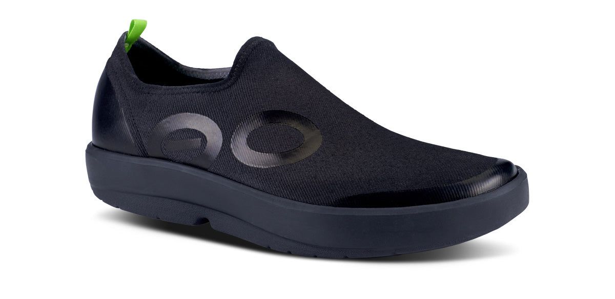 Oofos OOmg eeZee Low Shoe Schoenen Heren Zwart | 098576LHA